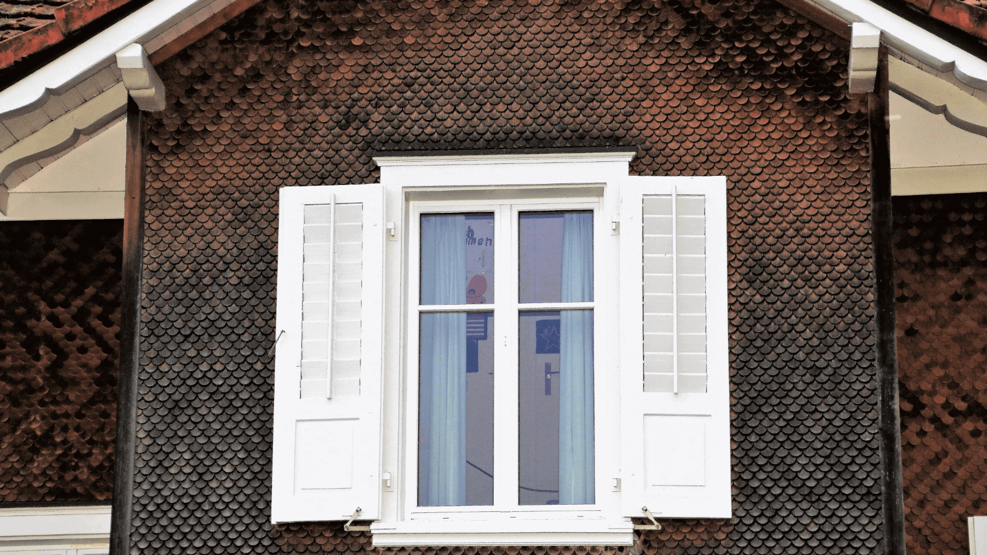 double-glazing-boosts energy